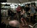 videos de Old Man Dancing to Finn's Furys Sam Hall