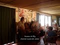 Dinky Dingo - Dog that sing