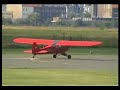 Piper PA-18 startet in Berlin-Tempelhof