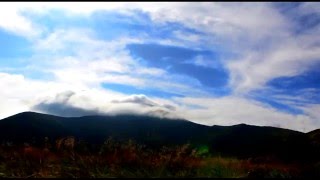 ПОТРЯСАЮЩЕ! Time Lapse облаков у горы Говерла c высоты 1500м - (утро 20.08.2015)