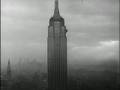 Kong climbs The Empire State Building ( King Kong 1933 )