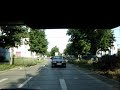 Mit Mobiltelefon im Auto unterwegs (German) Mit Mobiltelefon im Auto unterwegs (German)