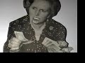 au, bien, bon, cette, chanson, chant, dit, est, et, jan, lit, ma, margaret, niemand, que, quelque, thatcher, tres, un, vraiment