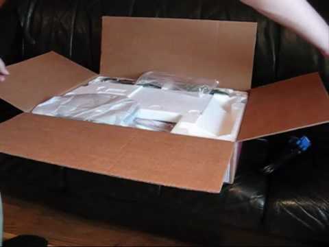 LG 1080p Full HD 22 inch LCD unboxing