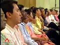 Singapore Prime Minister Lee Hsien Loong demos QIK
