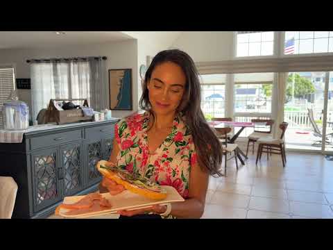 Smoked Salmon Tartine with Dill-Yogurt Sauce