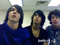 Looking at a fly at the exact same time! Lolz Looking at a fly at the exact same time! Lolz