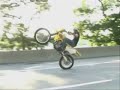 javi bike stuntin