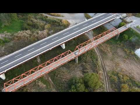 冠着橋旧橋撤去前（ドローンによる空撮）