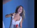 v�deo exclusivo del making of de la sesi�n fotogr�fica del cartel 2006 de helados nestl�. im�genes in�ditas de la m�s seductora actriz del momento: ��elsa pataky!!