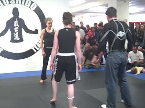womens fight k1