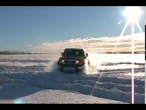 FJ Cruiser fun in the Snow