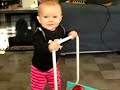 Alvin 6,5 months walking