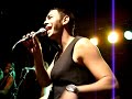 Juste les \"la la la\" � la fin de \"La nuit\"