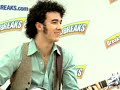 (HQ) Jonas Brothers Surprise Concert: BreakfastBREAKS.com