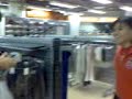 weiwen buying shoes