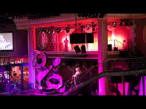 vegas - Top 10 Best things to do in Vegas. It doesn't matter if you've been to Vegas or not, here are 10 awesome things to do in Vegas you might not have thought of....