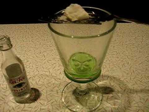how to properly drink absinthe