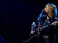 videos de Melissa Etheridge & Salman Ahmad sing 'Ring The Bells'