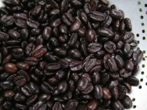 coffee beans - Roasting coffee beans at home using a popcorn popper. DIY Instructions of the entire coffee roasting process, from roaster setup to bean storage. How to roas...
