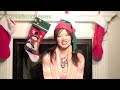 Nail How To: Holiday Wreath Nails Red, Gold, and Green