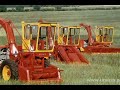Film który ma oddać hołd tym pięknym maszynom, których już nie ma naszych polach praktycznie nie ma. Jeżeli ktoś posiada taką sieczkarnię, proszę o kontakt. Muzyka może nie w temacie ale myśle że pasuje do filmu. Proszę o komentarze.