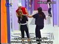 احمد يمزح مع ميريام ويعلمها فرنسي مع صوفيا.
