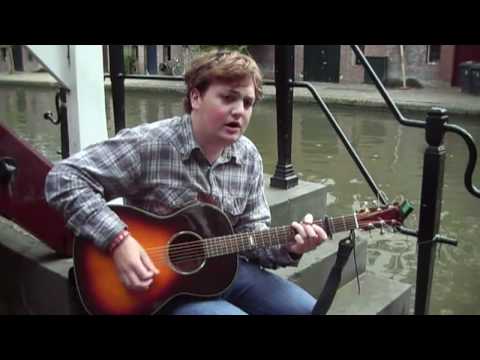 Zanger Tim Knol (20) is een hit YouTube Preview Image