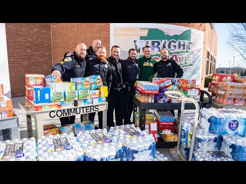 Video thumbnail: Cops stock campus pantry just in time for holidays