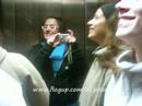 En el ascensor En el ascensor