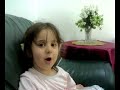 نور بنتي تقرأ سورة الفيل