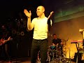 Cineva ma iubeste (live)