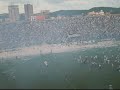 entrada do time com bobinas e o bandeir�o no primeiro jogo da final do estadual 2007