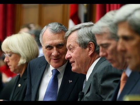 rich tax cuts - Democrats on the Congressional super committee are willing to continue Bush tax cuts on the rich despite claiming to want a reduction in the federal budget d...