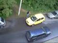 Parkujaca kobieta