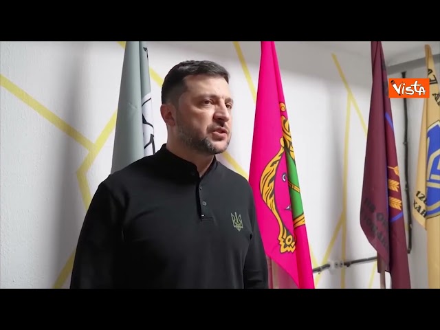 Zelensky a sorpresa tra le truppe di prima linea a Zaporizhzhia