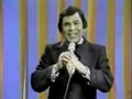 Vitín Aviles, cantando esta gran pieza musical, este hermoso bolero, 