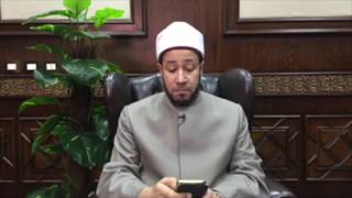 هل تبطل صلاة المرأة إذا كُشفت قدمها؟