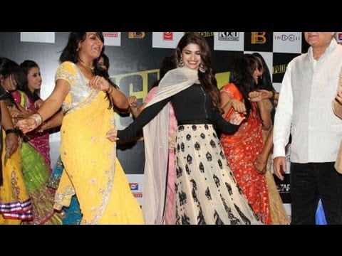 Chura Ke Leja | Prachi Desai's Live Performance