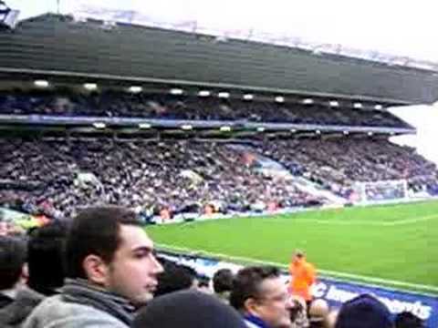 Gran atm&oacute;sfera en el St Andrew's Stadium en partido del Birmingham Vs Chelsea