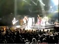 Steven Tyler hits Joe Perry in the head with a mic