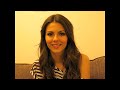 Victoria Justice Weighs In on Twitter/Facebook Debate(1 month ago)