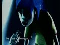 翻唱 gorillaz 的Clint EastwoodI ain't happy,I'm feeling gladI got sunshine in a bagI'm useless butNot for longThe future is coming on