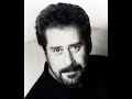 Earl Thomas Conley - Holding Her & Loving You