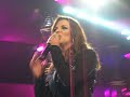 Martina McBride - Hit Me With Your Best Shot