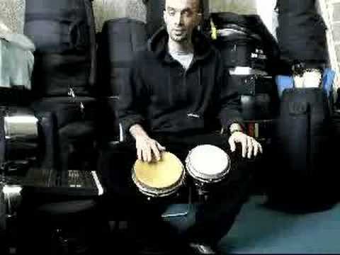bongo - Explicación del martillo básico en el bongo. Learn basic martillo for bongo. by Joaquin Joaco Arteaga. Percusionista Venezolano, radicado en Barcelona, Españ...