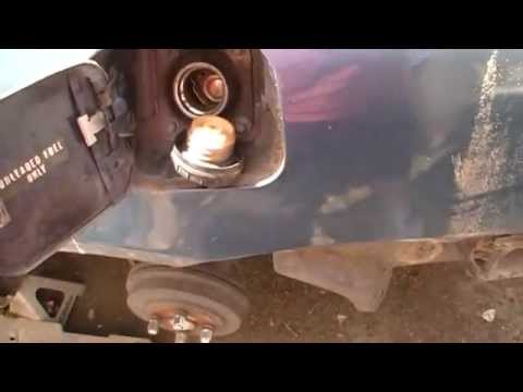 how to drain gas from cbr 600