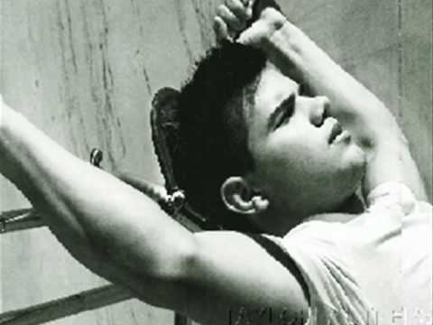 0 Taylor Lautner posa para Vogue Italia