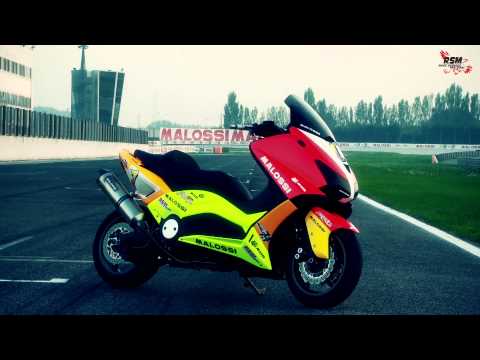 Tmax_530 - Malossi S.p.a. è lieta di presentare al suo pubblico il kit di trasformazione per il nuovo T-Max 530. Andrea Malossi ci racconta tutti i dettagli dei compone...