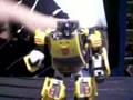 FIRST LOOK Transformers Universe Classic Deluxe Class Sunstreaker